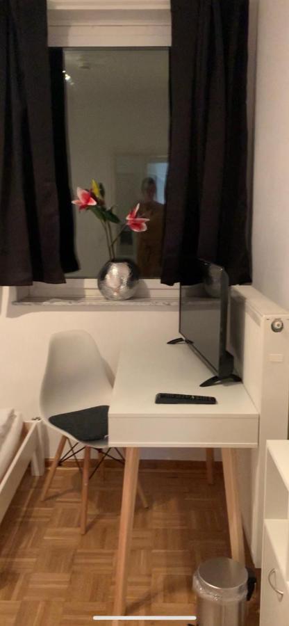 Aschaffapartment 4 Schlafzimmer Bis 10 Personen Bei Aschaffenburg Mainaschaff