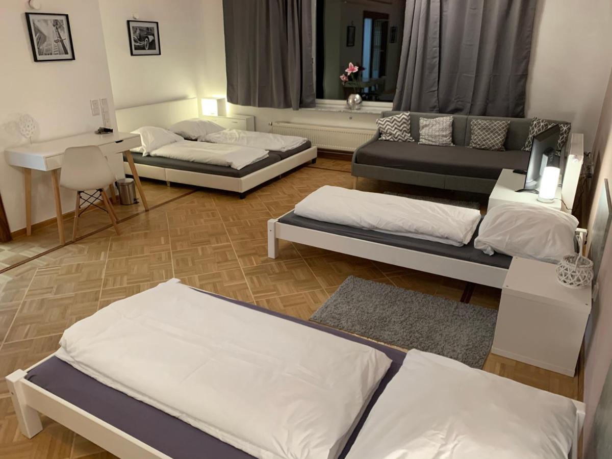 Aschaffapartment 4 Schlafzimmer Bis 10 Personen Bei Aschaffenburg *