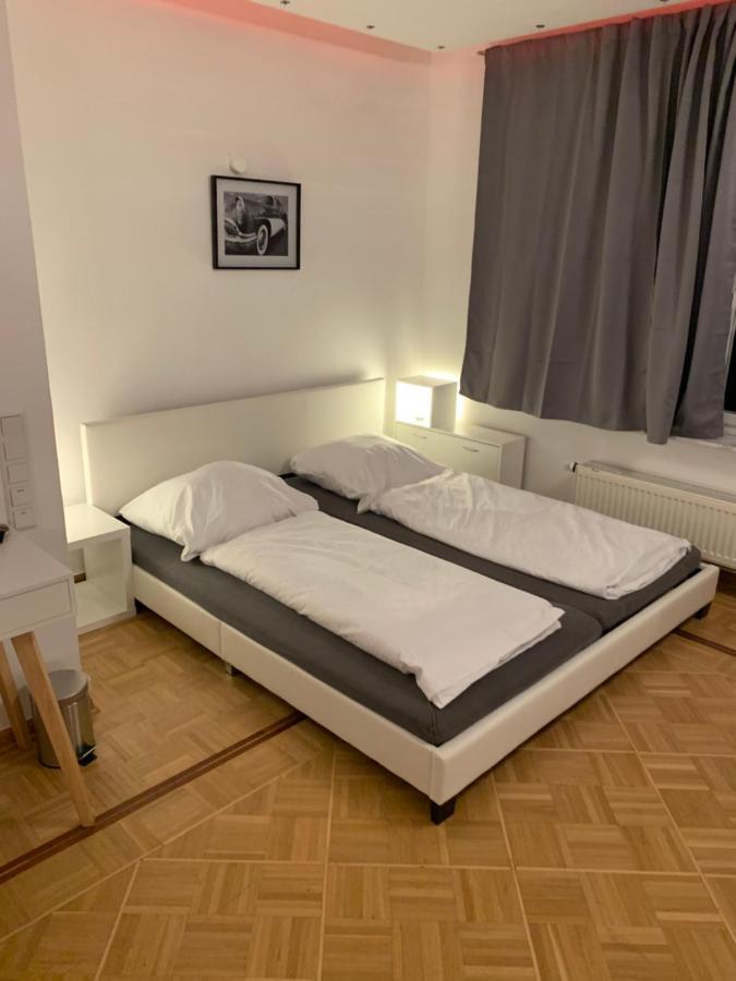 Aschaffapartment 4 Schlafzimmer Bis 10 Personen Bei Aschaffenburg