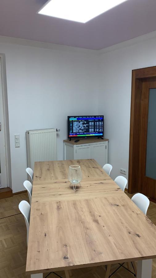 Aschaffapartment 4 Schlafzimmer Bis 10 Personen Bei Aschaffenburg Mainaschaff