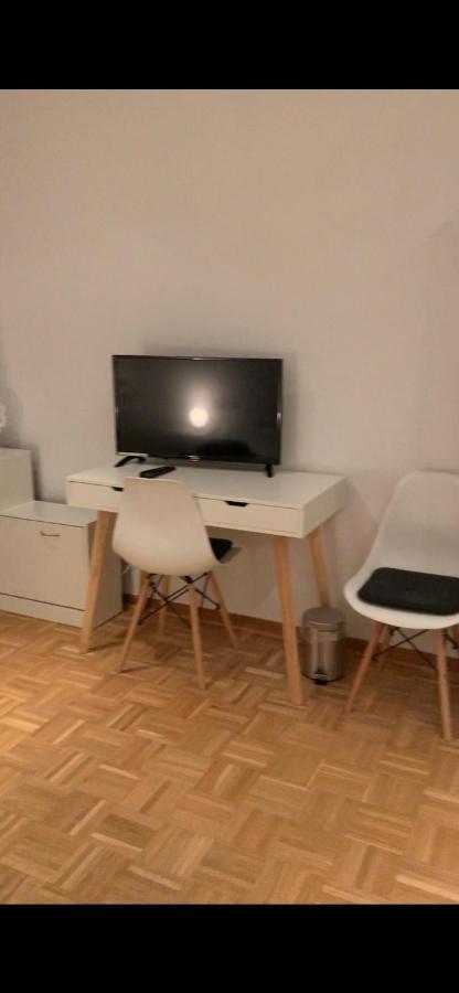 Aschaffapartment 4 Schlafzimmer Bis 10 Personen Bei Aschaffenburg