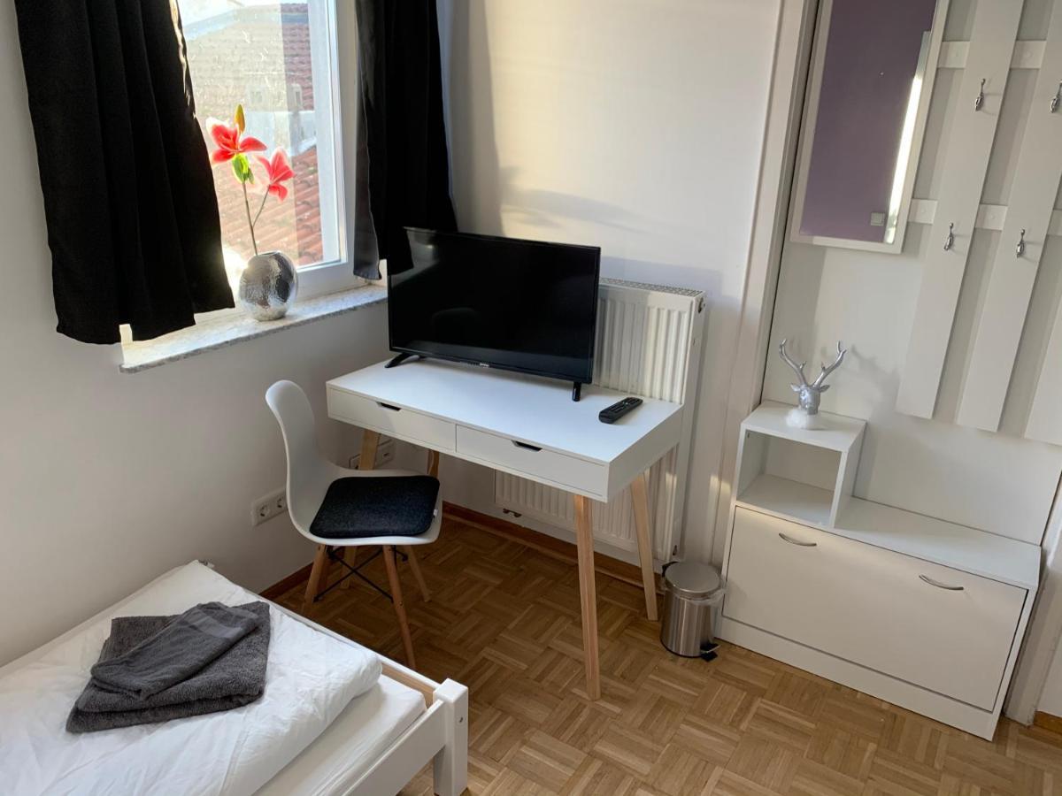 Séjour chez l'habitant Aschaffapartment 4 Schlafzimmer Bis 10 Personen Bei Aschaffenburg Mainaschaff